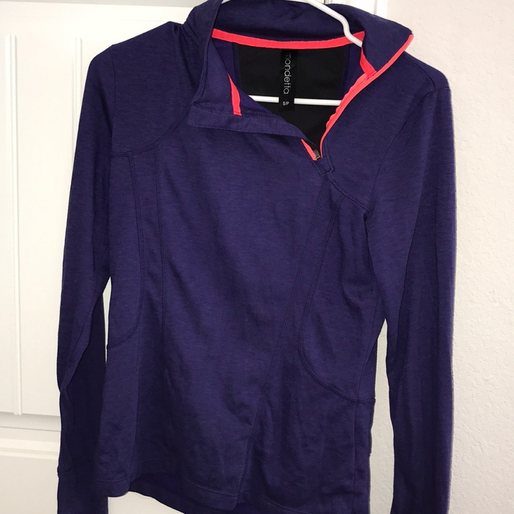 Side zip cute pull over jacket